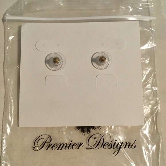 New-Premier Designs Earrings - Picture 3 of 3